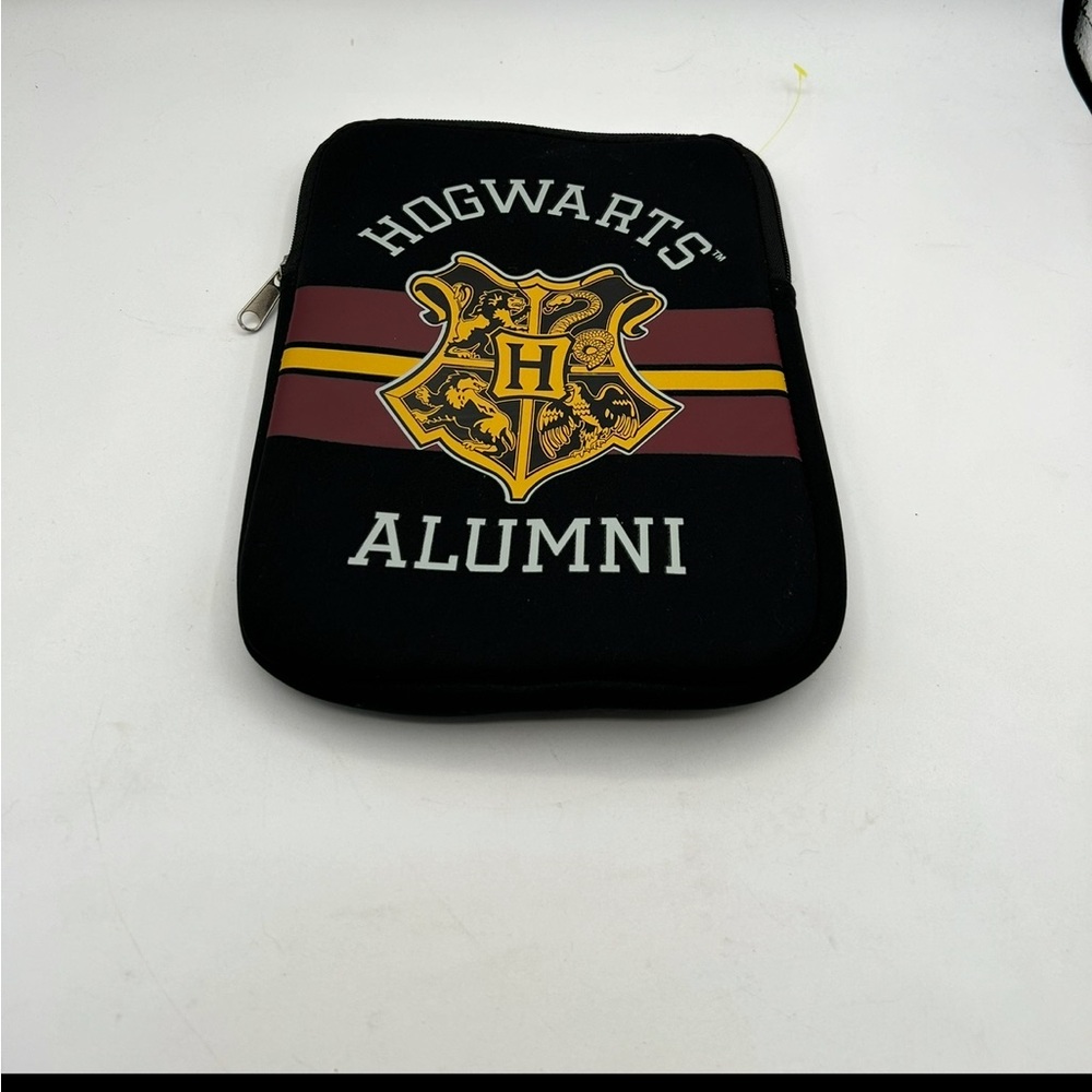 Warner Bros. Hogwarts Alumni Tablet Sleeve - Black and Gold with Hogwarts crest